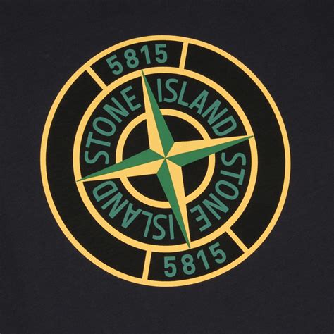 Stone Island .